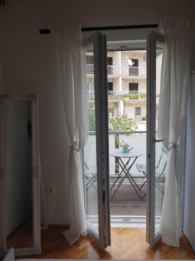 Studio Flat For 2 Daire Makarska Dış mekan fotoğraf