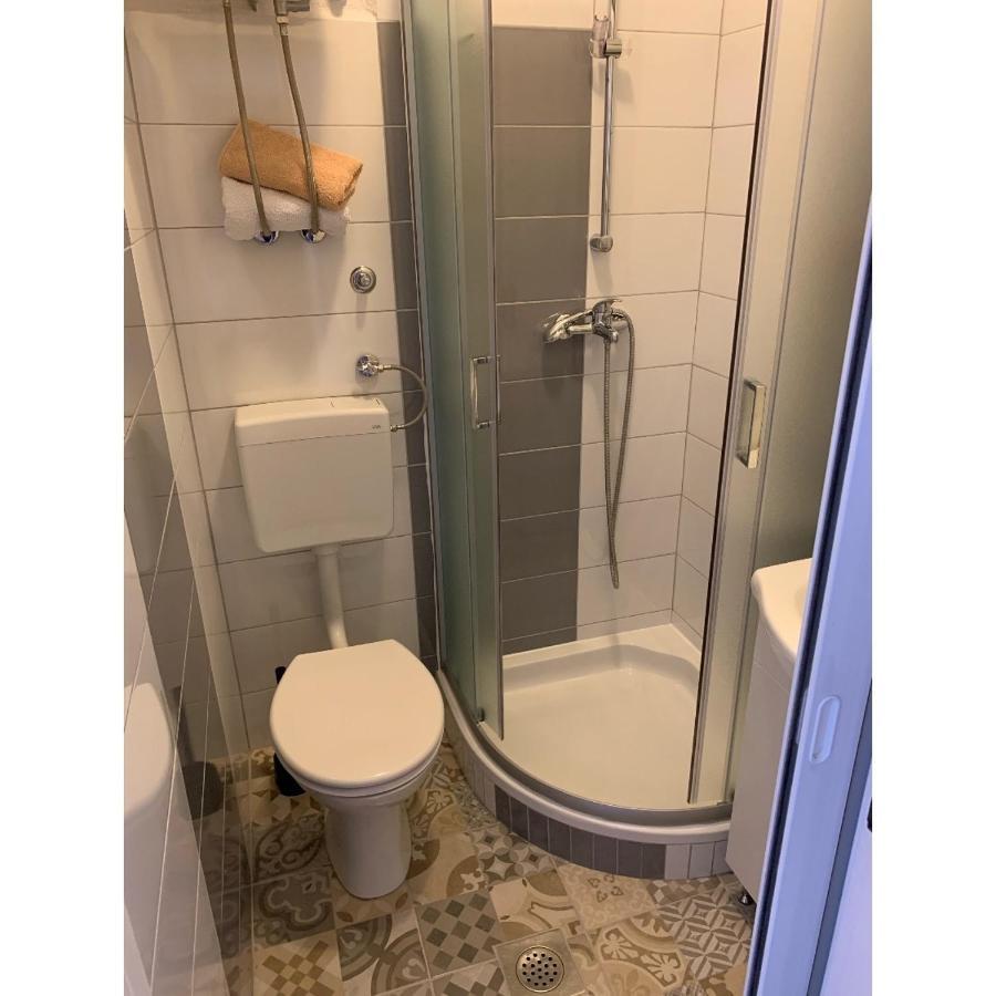 Studio Flat For 2 Daire Makarska Dış mekan fotoğraf